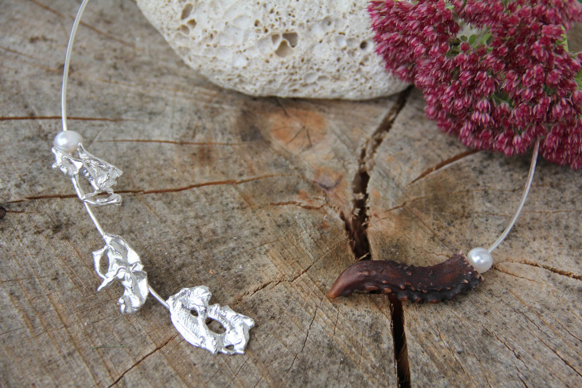 Trachtencollier Rachel mit individuelles Horn dunkel gebeizt / Süßwasserzuchtperle